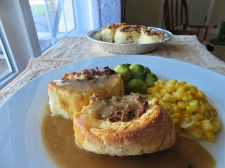 Beef Pinwheels with Gravy