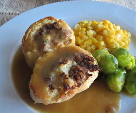 Beef Pinwheels with Gravy