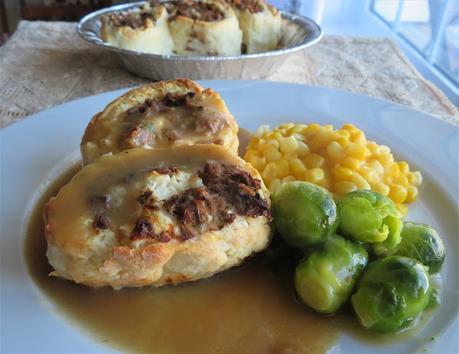 Beef Pinwheels with Gravy