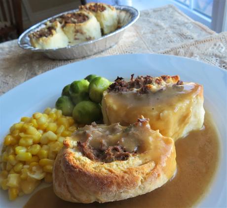 Beef Pinwheels with Gravy