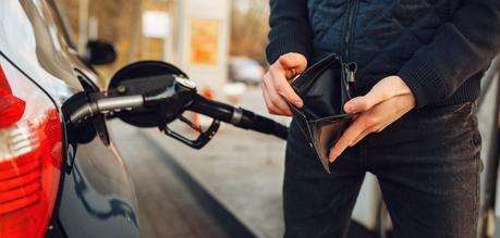 Filling up your car with petrol now costs £80