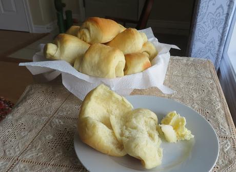 The BEST Lion House Dinner Rolls (Half Batch)