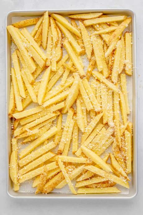 Parmesan Truffle Fries With Garlic