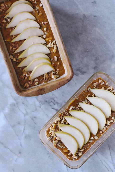 Pumpkin Pear Bread with Chocolate Chunks (Whole-Grain & Gluten-Free) Pumpkin Pear Bread with Chocolate Chunks (Whole-Grain & Gluten-Free)