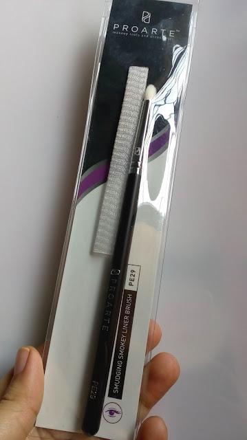 Pro Arte Smudging Smokey Eyeliner Brush PE29 Review