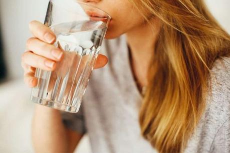 11 Solid Reasons Why You Should Drink Salt Water