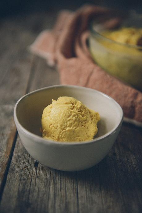 Homemade Pumpkin Ice Cream