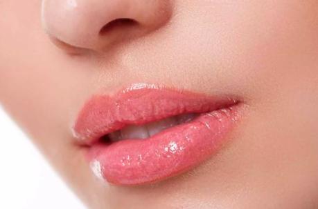 Hyaluronic acid to plump lips, hyaluronc acid lip injection