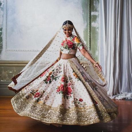 How to Store Your Wedding Lehenga – The Right Way!