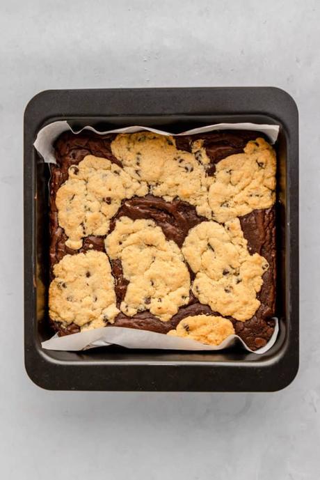 Domino’s Marbled Cookie Brownie (Recipe Copycat!)