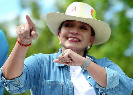 Banana Republic .. !!  - new President of Honduras