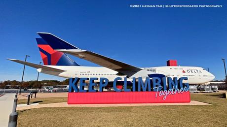 Boeing 747-400, Delta Air Lines