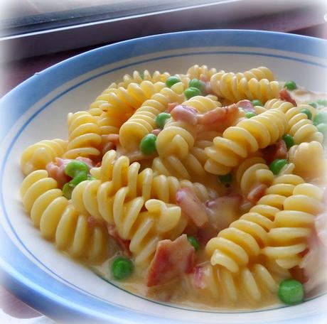 Fusilli and Peas, with Bacon and Cheese