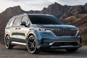 Shoes made of rubber, robotic waiters, and seven more trends will dominate in 2022.