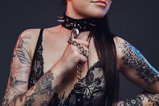 How to Wear Lingerie With Harness