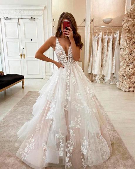 Where To Shop For Wedding Dresses: The Best Bridal Salons In Chicago