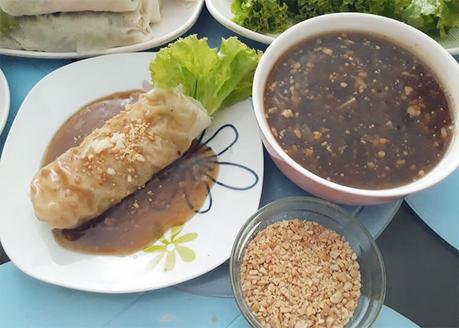 Lumpiang Sariwa with Peanut and Sauce