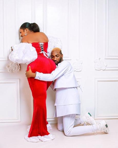 Anita Joseph’s Husband Hugs Her Curvy Backside In Christmas Photos Anita Joseph’s Husband Hugs Her Curvy Backside In Christmas Photos