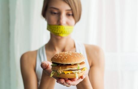 35 Super Unhealthy Ways to Lose Weight