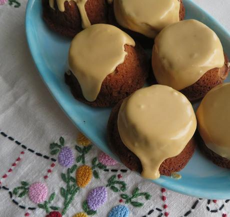 Coffee, Cardamom, Walnut Cakelettes