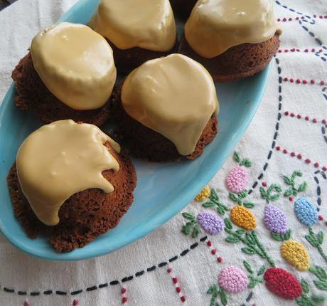 Coffee, Cardamom, Walnut Cakelettes