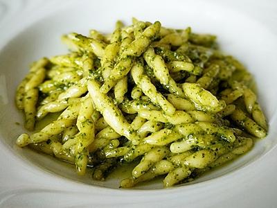 Making Basil Pesto in a Blender