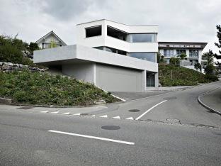 Single-family house on Schuetzengasse by ldA