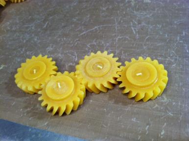 gear candles