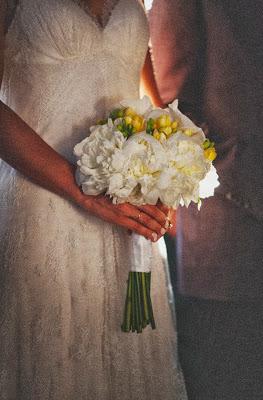 The Couple Tie The Knot at a An Island Wedding with pops of Yellow and nautical ropes by Rock, Paper Scissors