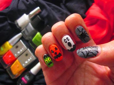 My First Ever Attempt at Halloween Nail Art!