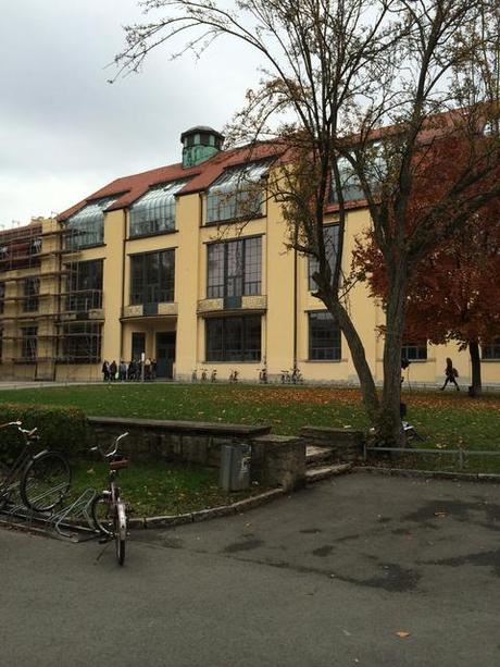 touring the weimar bauhaus campus exterior 