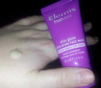 Elemic Fresh Skin – Skin Glow Exfoliating Face Wash