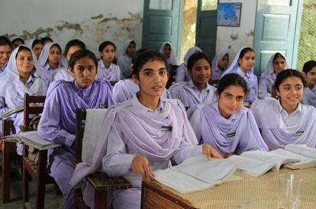 Low primary and secondary enrollment for girls threatens Pakistan's economic future. (Photo: Wikimedia Commons)