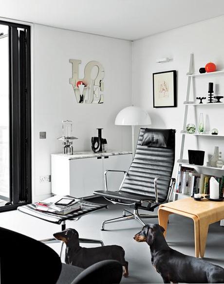 elevated deckhouse in england living room eames aluminum chair 