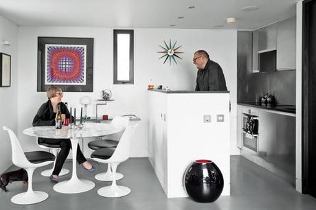 elevated deckhouse in england kitchen 