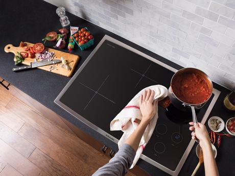 Experience the Electrolux Live Cooktop Challenge!