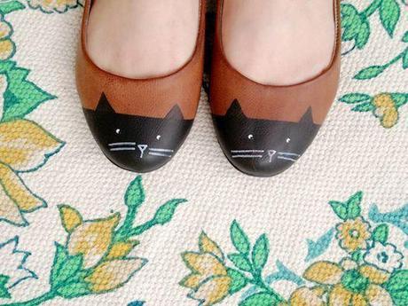 cat diy shoes from scathingly brilliant blog