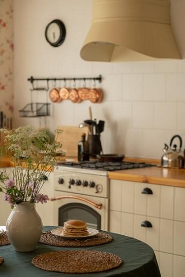 8 Gorgeous French Country Kitchen Ideas