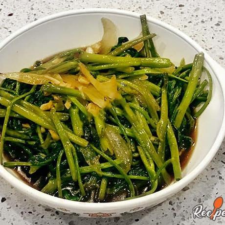 Adobong-Kangkong-Recipe