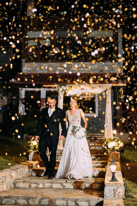 romantic-greek-wedding-white-peonies-eucalyptus_21x