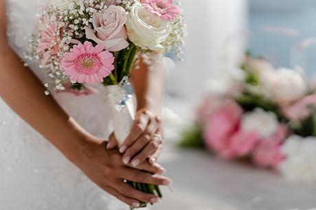 intimate-destination-wedding-santorini-white-pink-florals_15