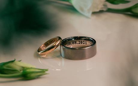 outdoor-summer-wedding-ayia-napa-romantic-flowers_03