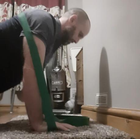 How to Do Resistance Band Press Ups (looped bands)
