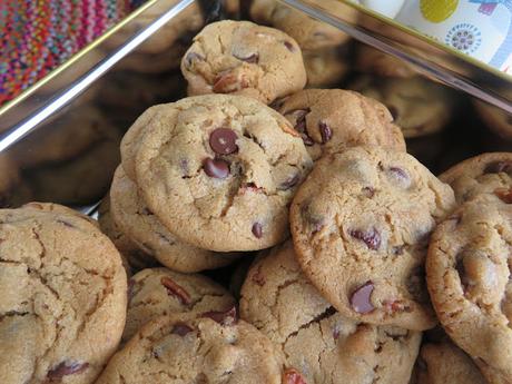 Crisp Chocolate Chip Cookies