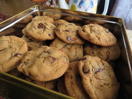 Crisp Chocolate Chip Cookies