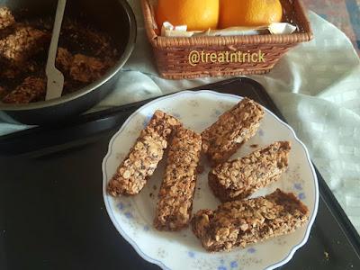 Homemade Granola Sesame Bars Recipe @ treatntrick.blogspot.com