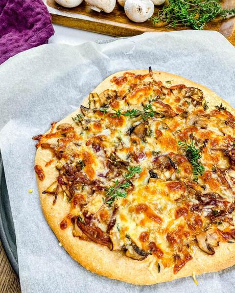 Rustic Pizza Recipe With Garlic And Mushrooms