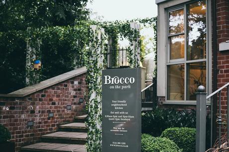 Brocco On The Park Wedding – Zoe & Manoj