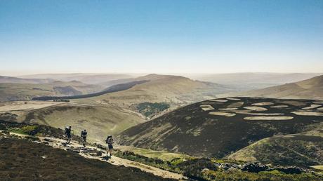 The 20-mile Edale Skyline Trail – Hiking & Wild Camping in the Peak District