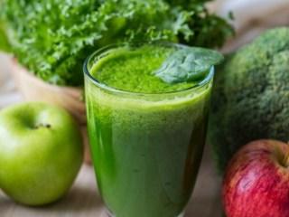 4 Green Juice Recipes You Can Make in Less Than 10 Minutes! green juice recipes